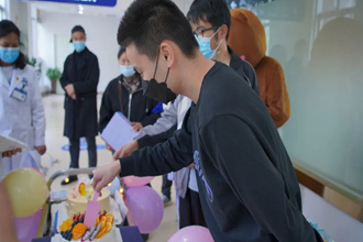 貴州白癜風(fēng)皮膚病醫(yī)院五月患者生日會(huì)舉行